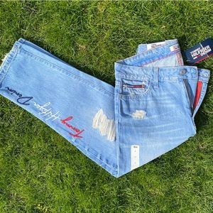 Tommy Hilfiger denim lightwash Slim Boyfriey jeans
